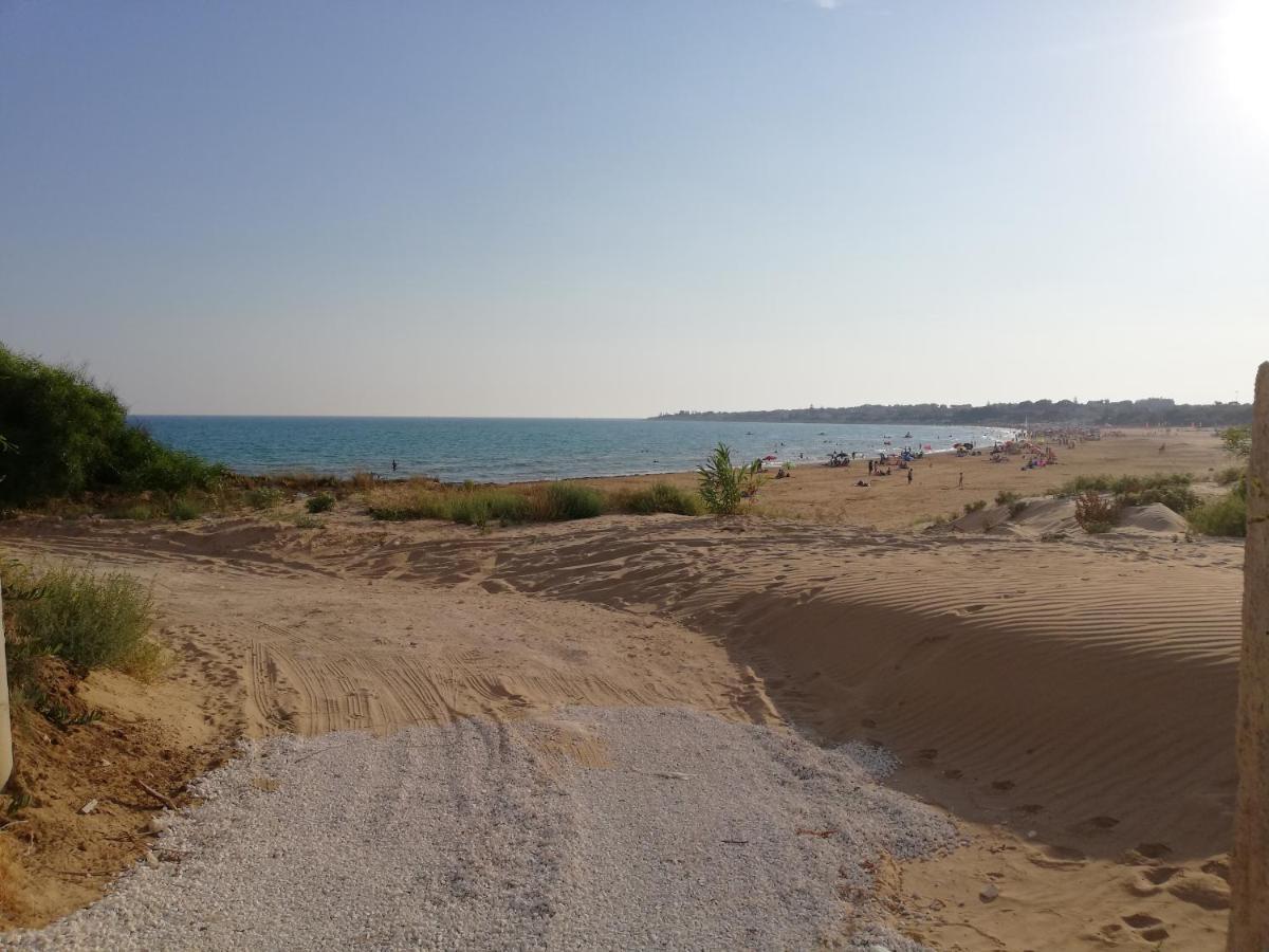 New Rooms On The Beach Pozzallo Kültér fotó